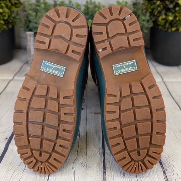 Eddie Bauer Sherpa-Lined Duck Boots – Waterproof & Insulated - Picture 6 of 10